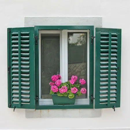 Giovanni Apartman *