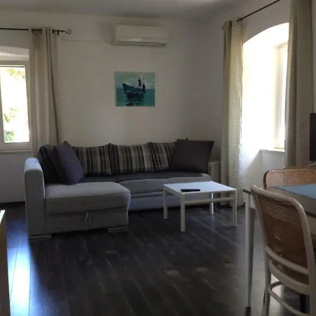 Giovanni Apartman Punat