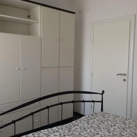 Giovanni Apartman *